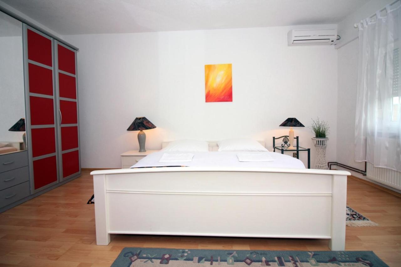 Apartment Masa Tisno Exteriör bild